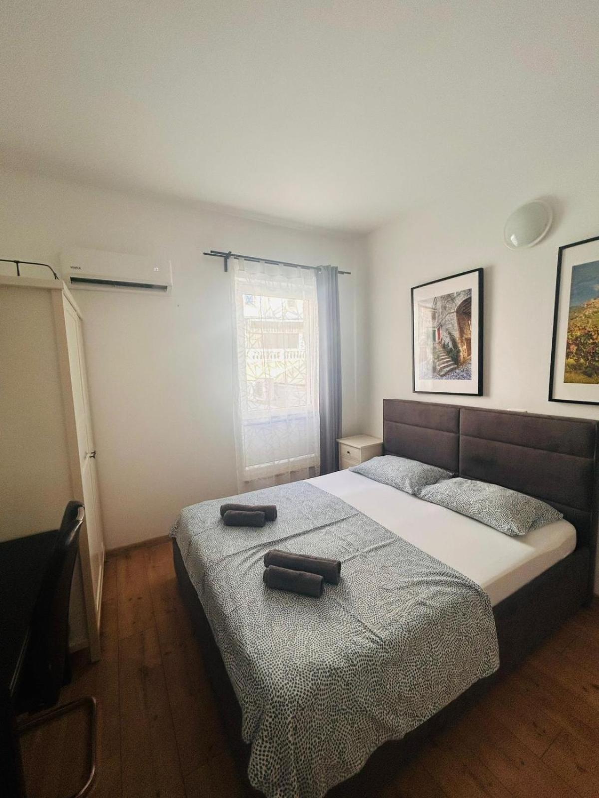 Apartment In The Center Of Pula Bagian luar foto